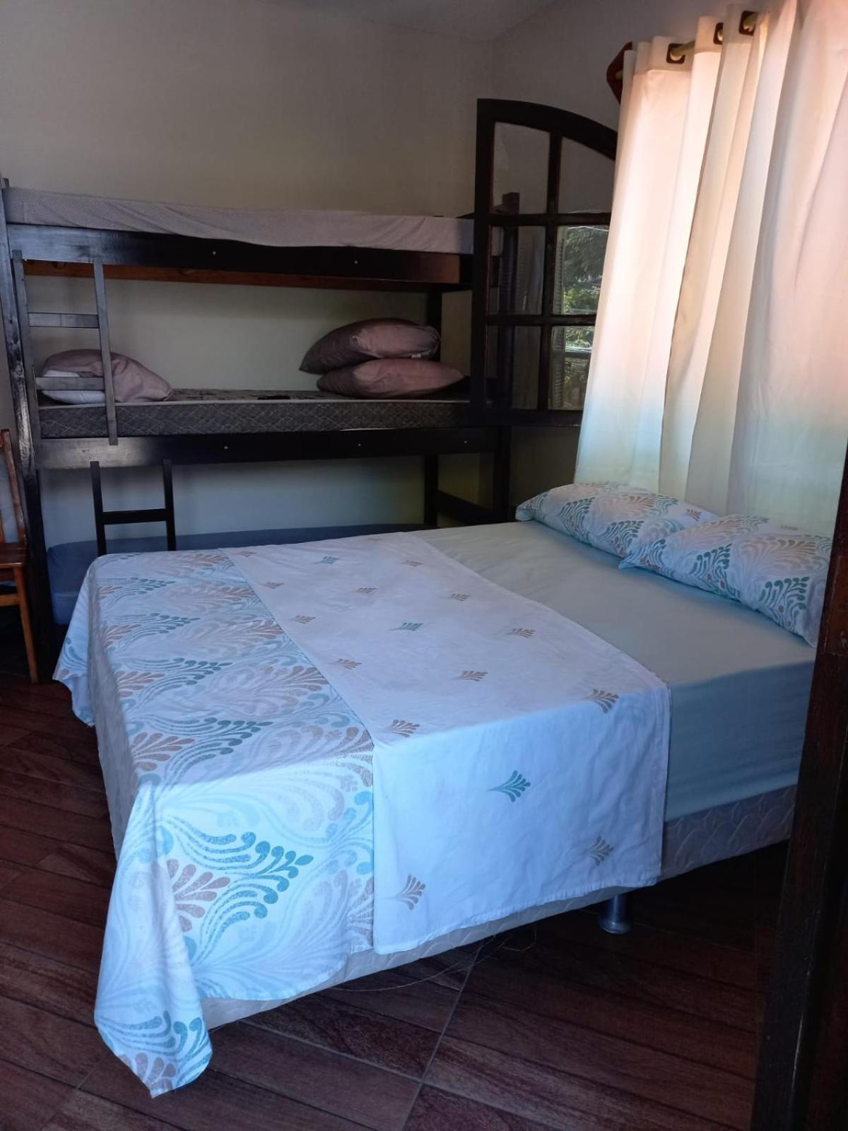Laroma - Em Quarto em Acomodações Particulares